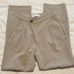 Abercrombie & Fitch Asymmetrical Button Trousers